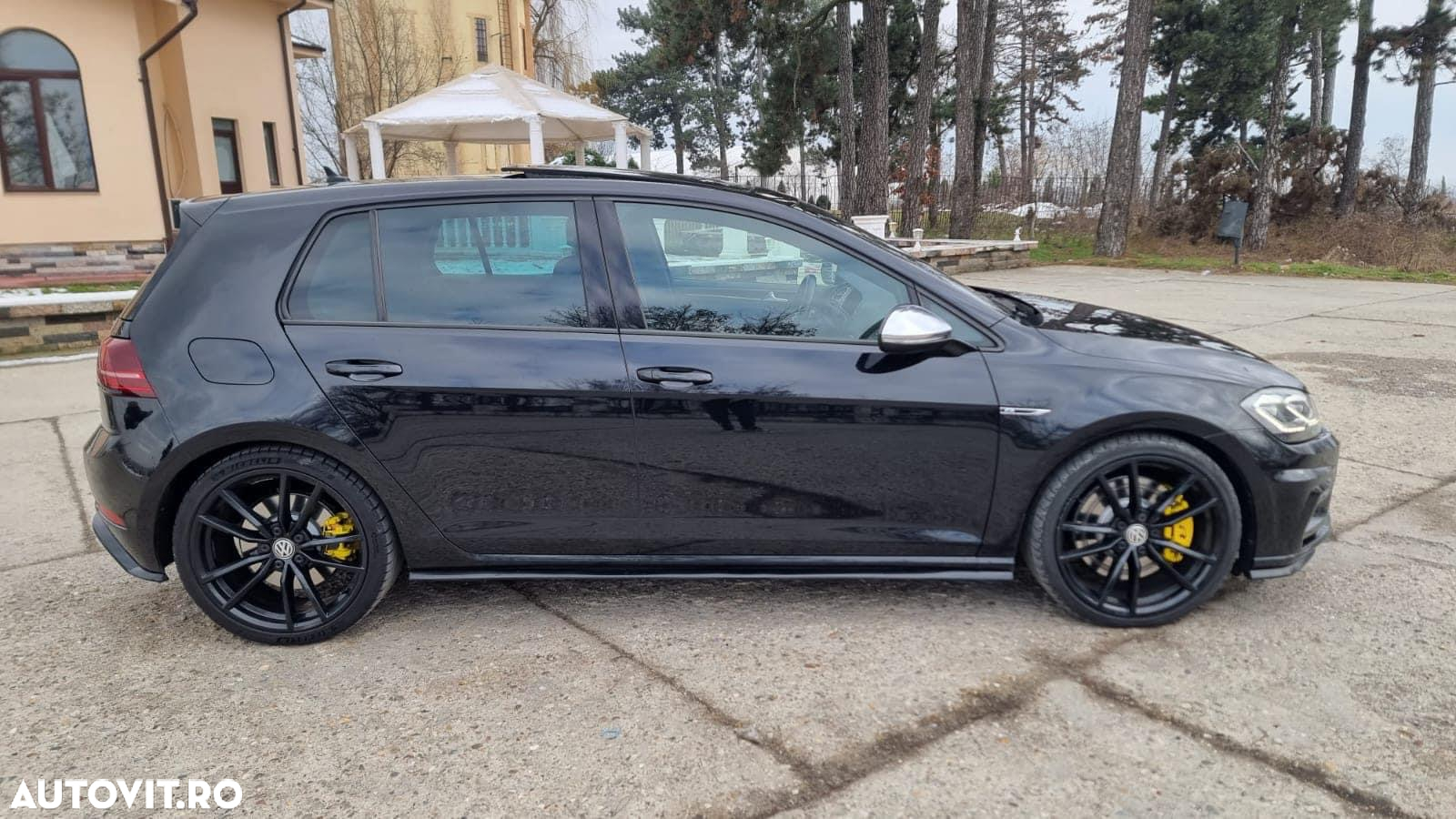 Volkswagen Golf 2.0 TSI DSG R - 9