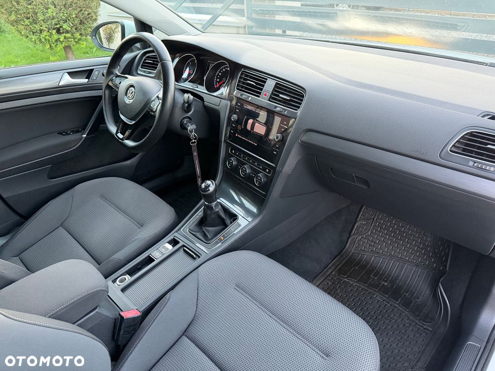 Volkswagen Golf 1.6 TDI BMT Comfortline - 6