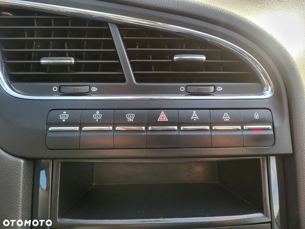 Peugeot 5008 2.0 HDi Allure - 31