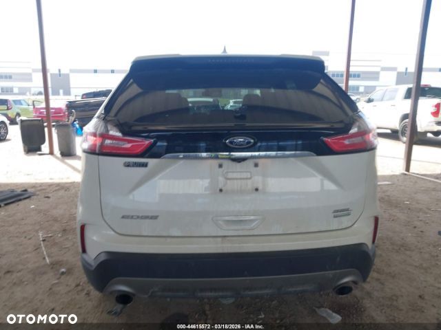 Ford Edge - 16