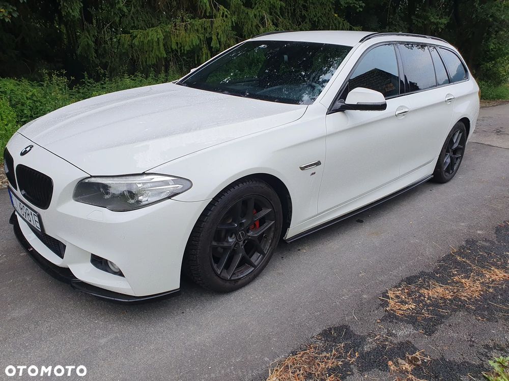 BMW Seria 5 520d M Sport - 9