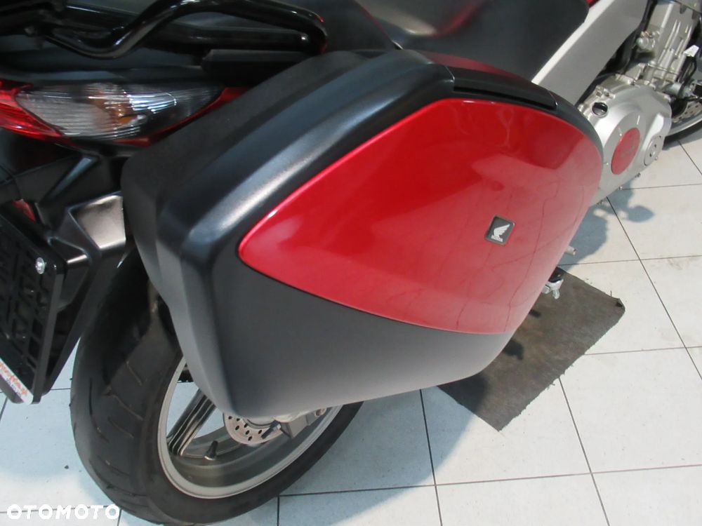 Honda CBF - 28