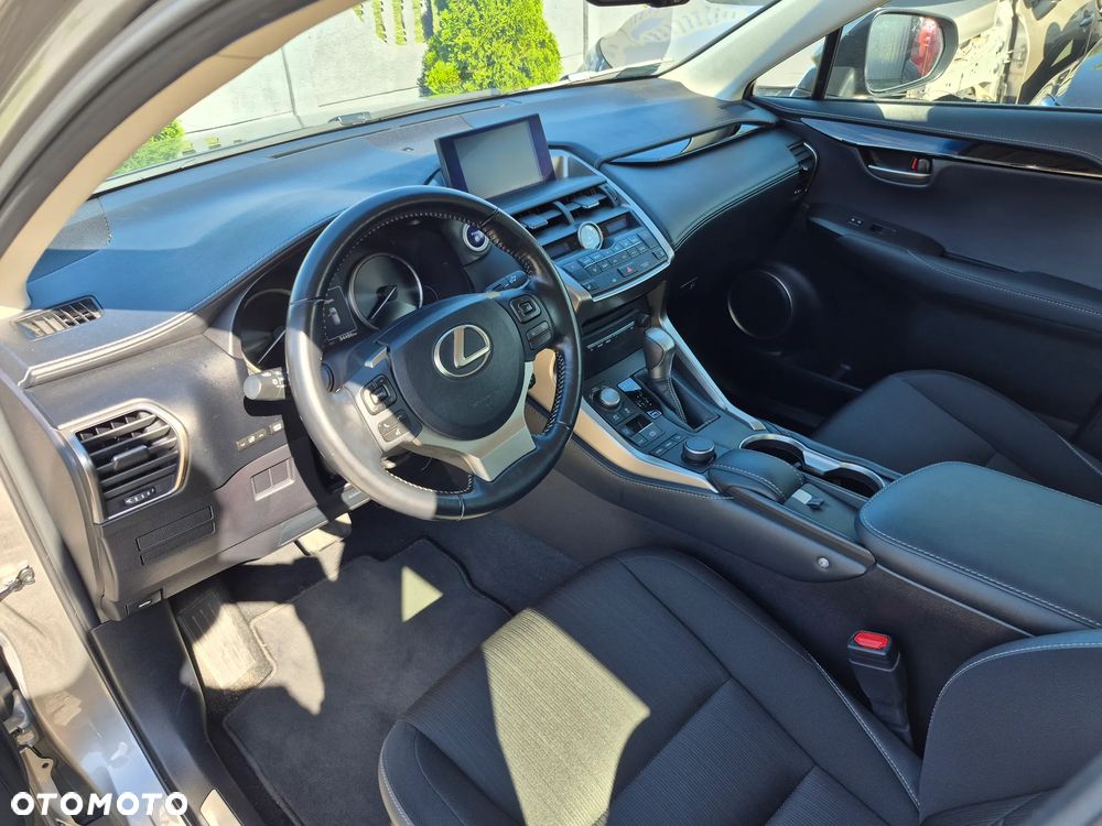 Lexus NX 300h Elite AWD - 8