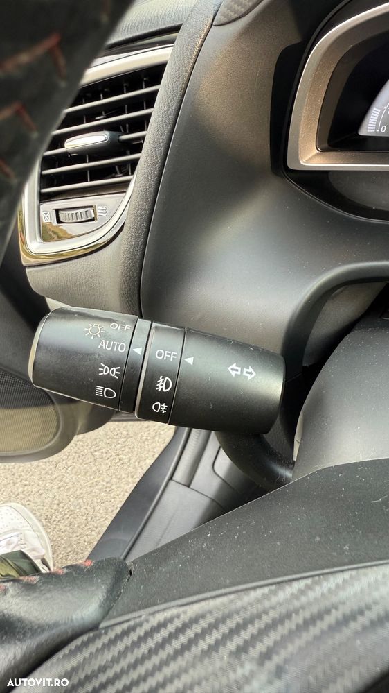 Mazda 3 CD150 AT Revolution - 9