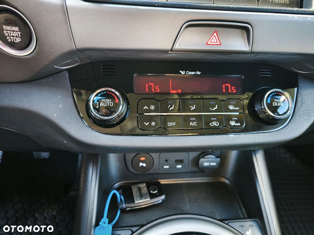 Kia Sportage 2,0 CRDI 2WD ISG Spirit - 23