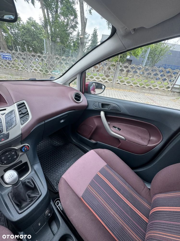 Ford Fiesta 1.25 Ambiente - 13