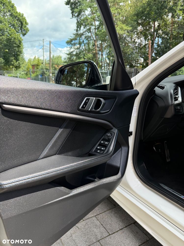 BMW Seria 1 118i M Sport - 20