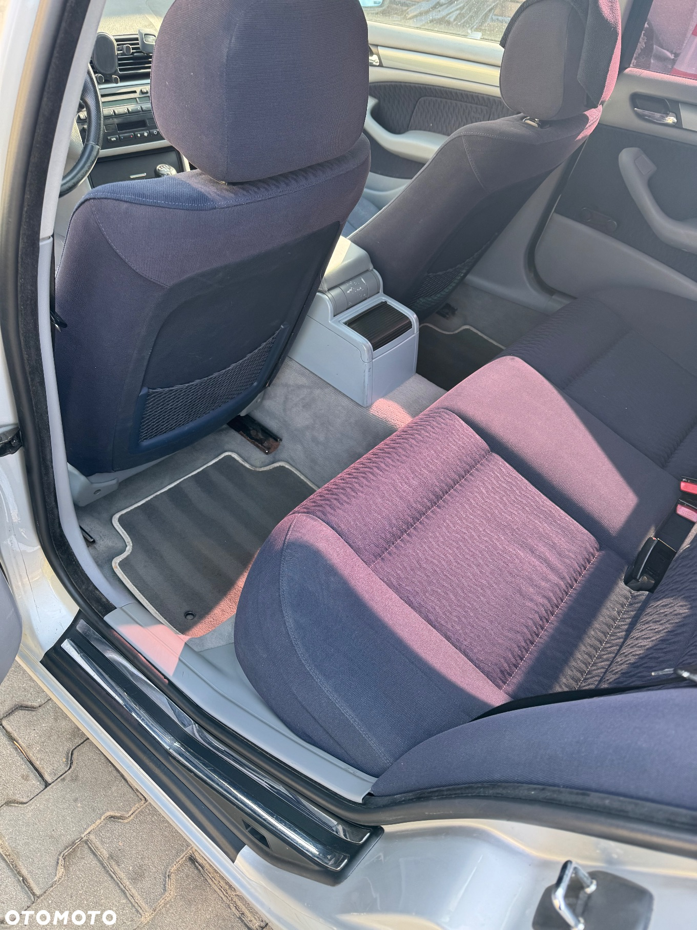 BMW Seria 3 325i - 10