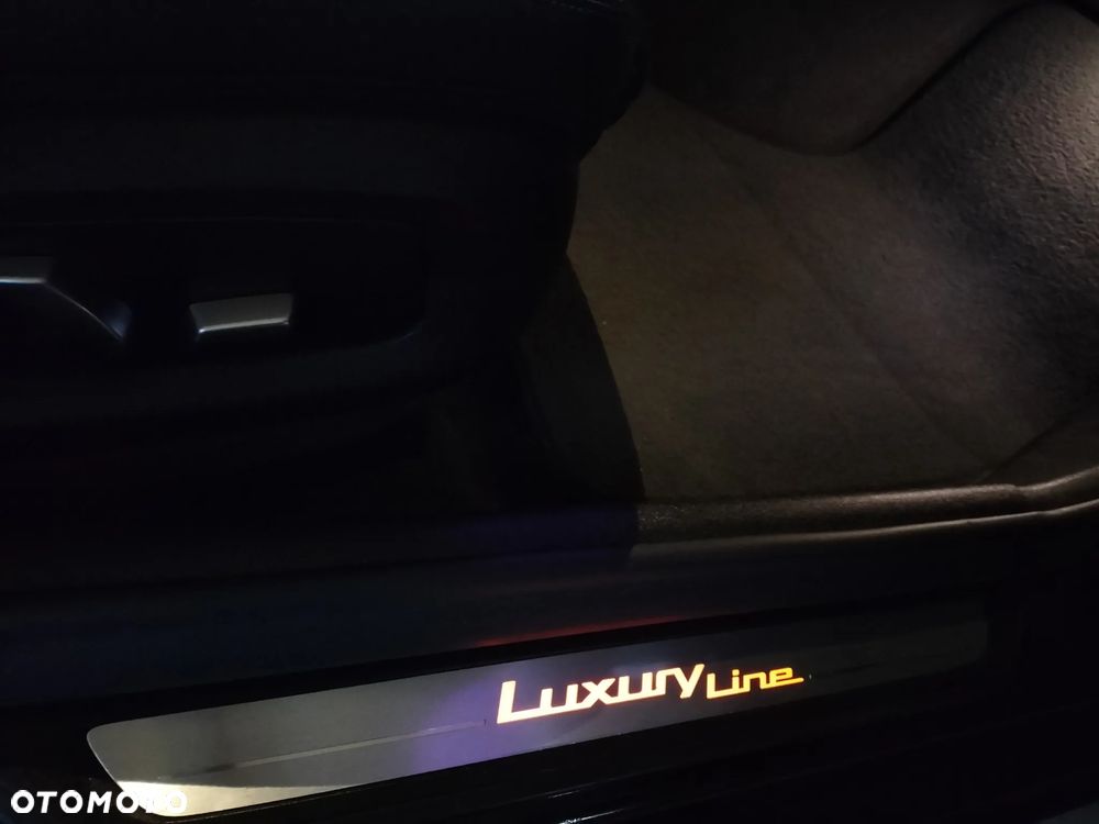 BMW Seria 5 520d Touring Luxury Line - 28