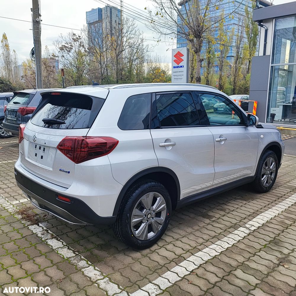 Suzuki Vitara 1.4 Boosterjet Mild-Hybrid 6AT Passion - 3