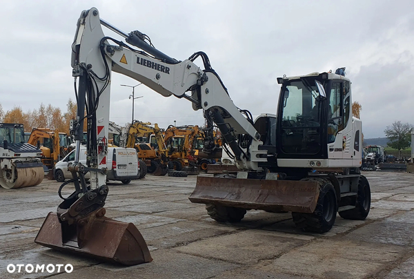 Liebherr A912 Compact
