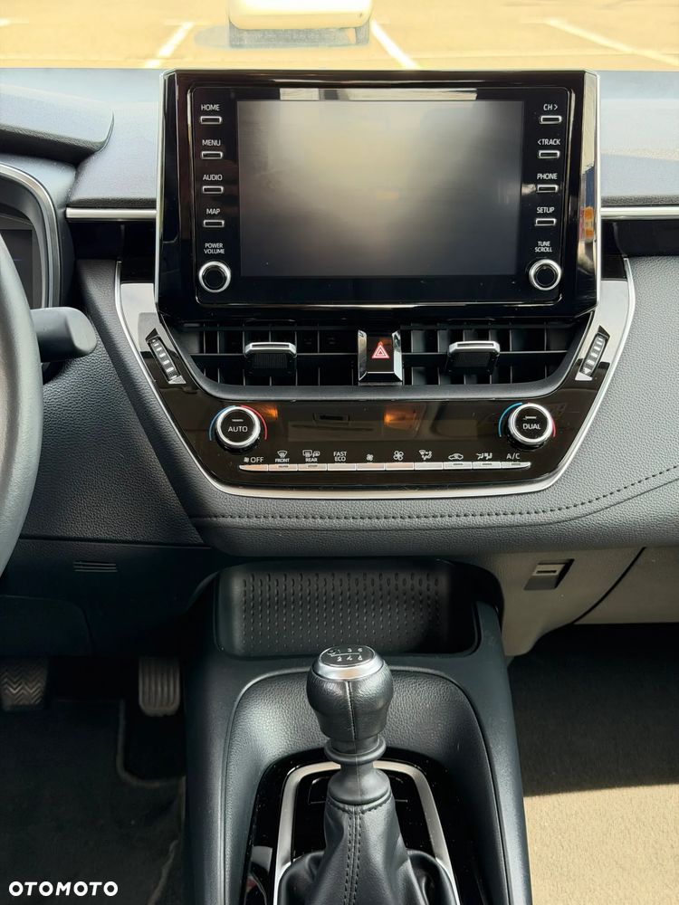 Toyota Corolla 1.5 Comfort - 15