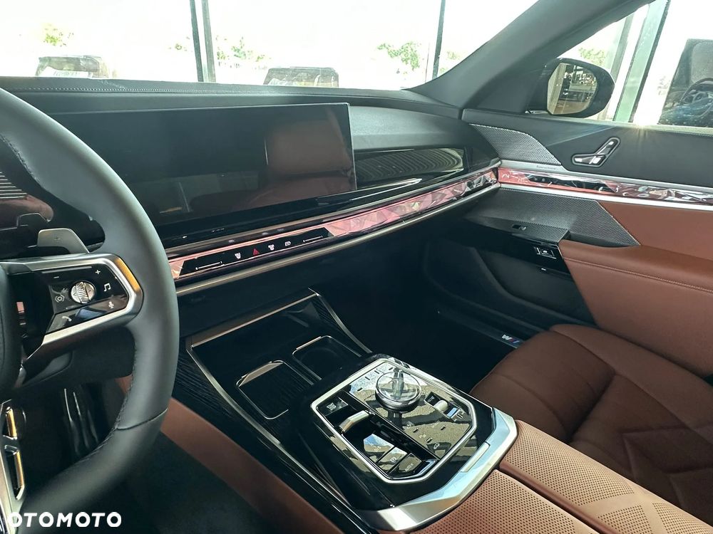 BMW Seria 7 740d xDrive mHEV sport - 19