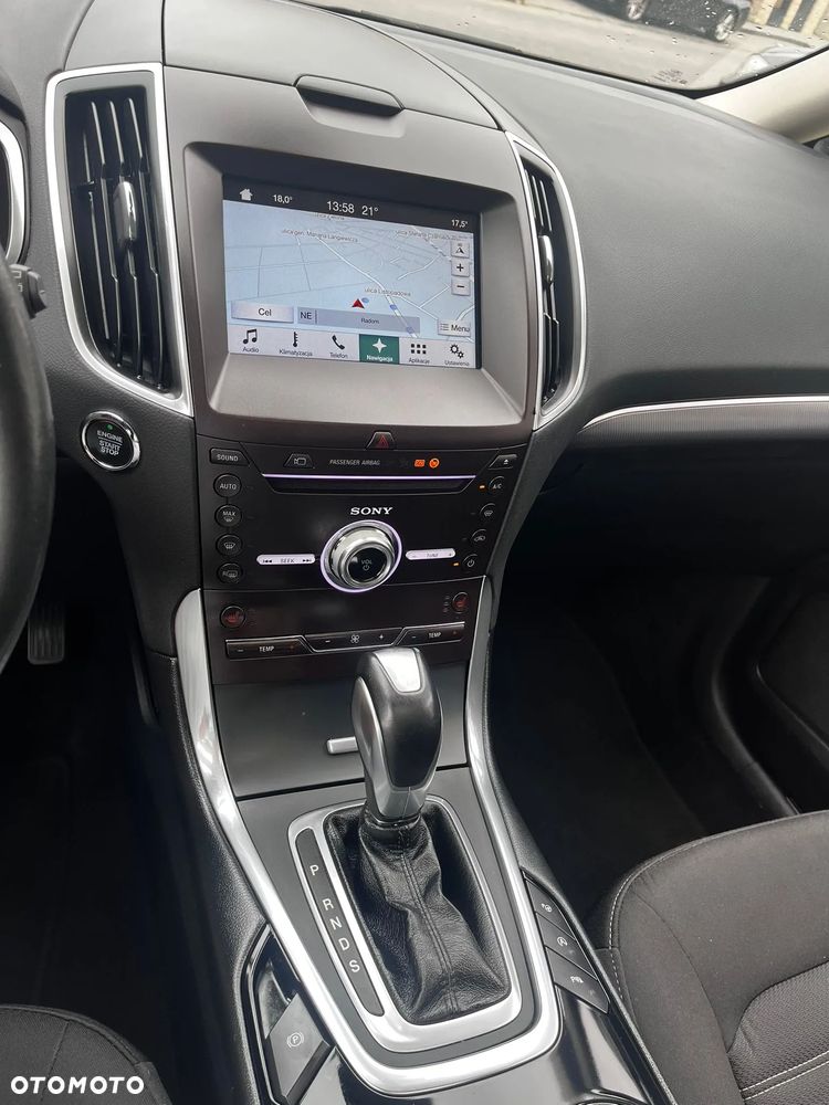 Ford Galaxy - 11