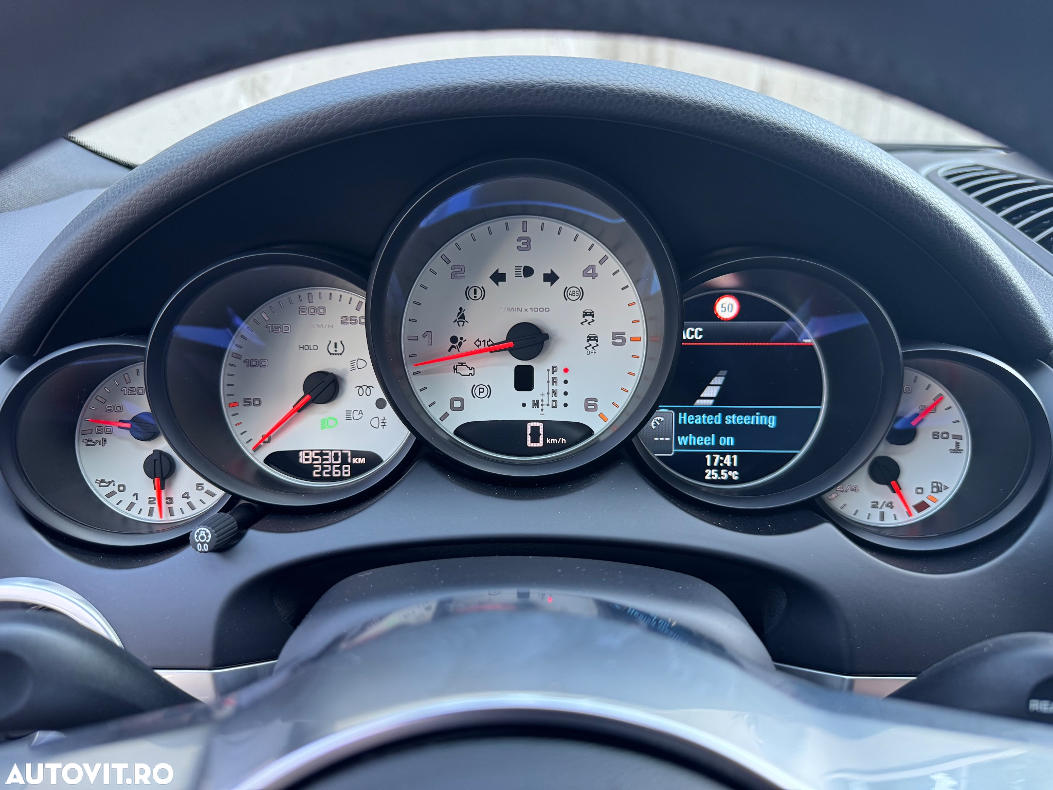 Porsche Cayenne Diesel Platinum Edition - 6