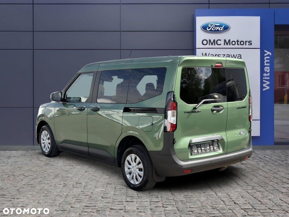 Ford Transit Courier - 4