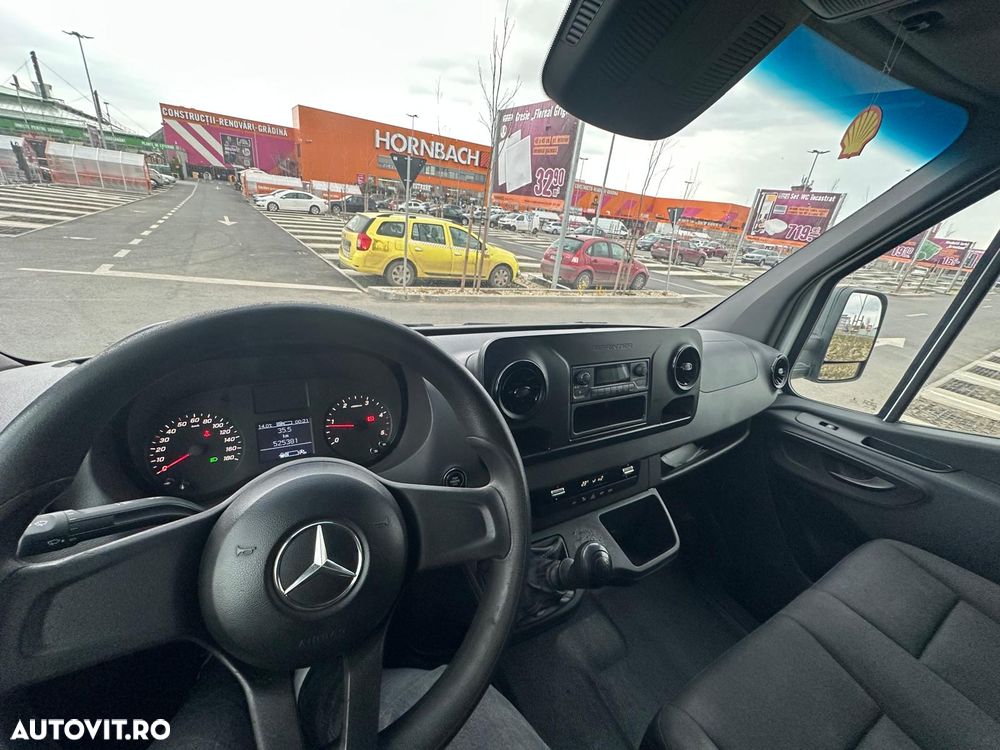 Mercedes-Benz Sprinter - 7