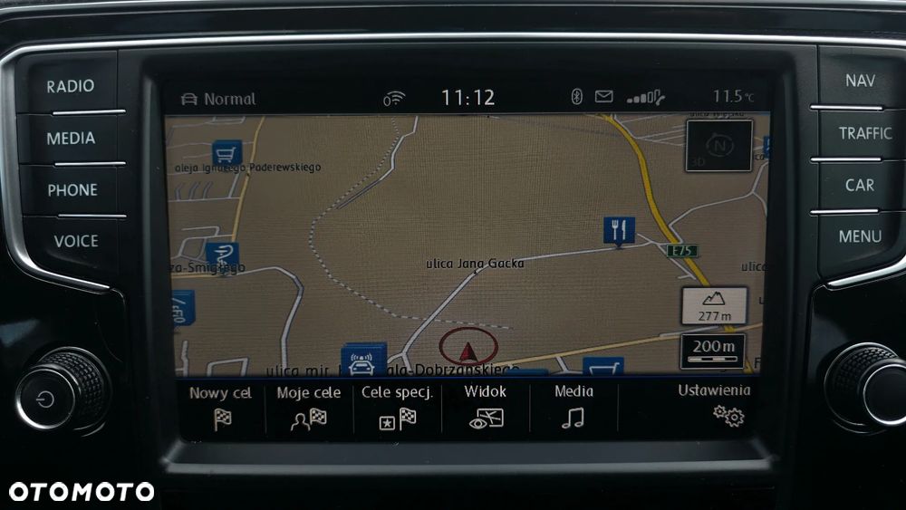 Volkswagen Passat - 22