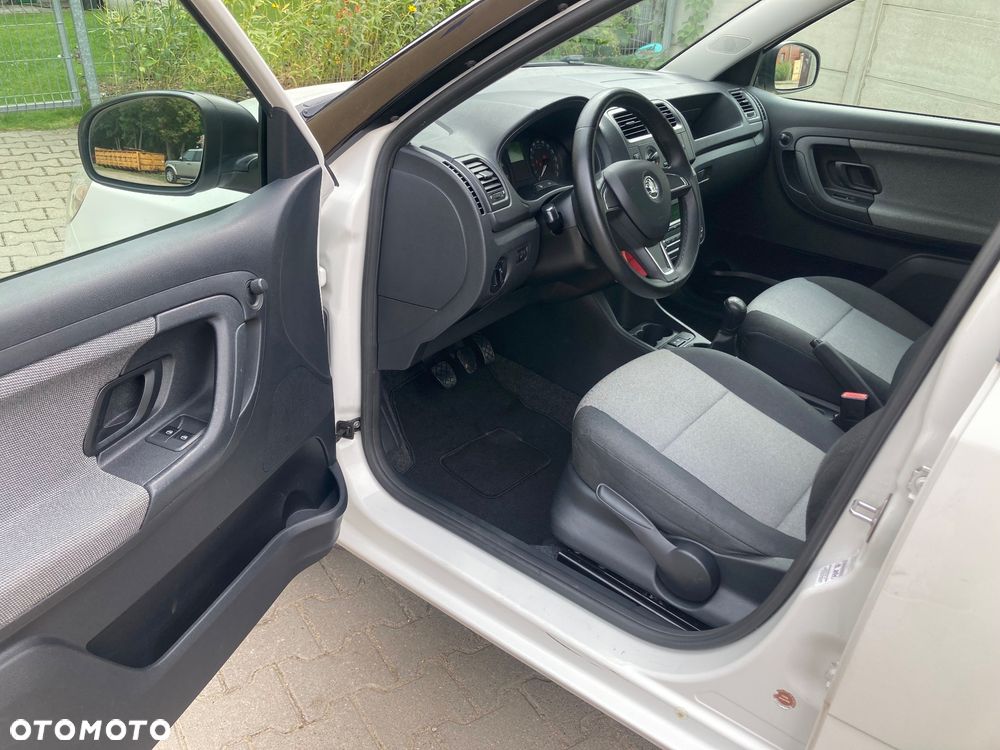 Skoda Fabia 1.2 HTP Active - 11
