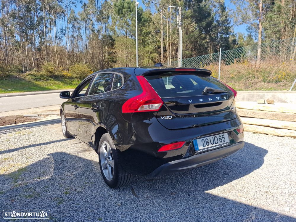 Volvo V40 2.0 D2 Kinetic Eco - 3