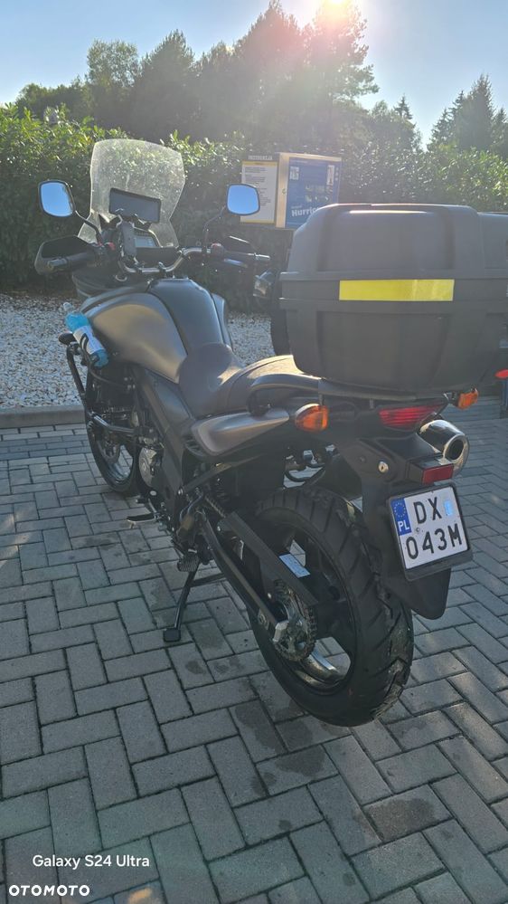 Suzuki V-STROM - 1