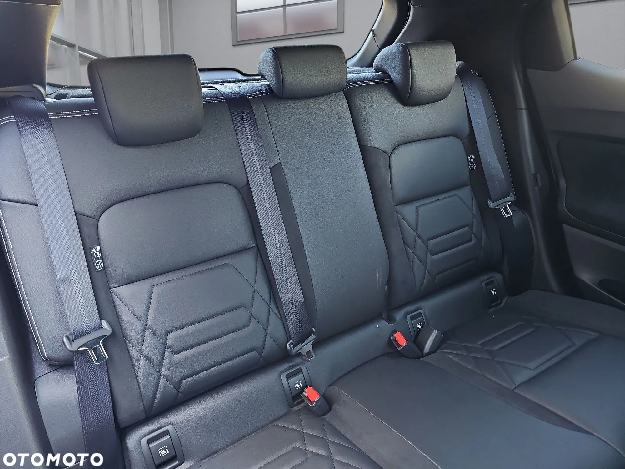 Nissan Juke 1.6 Hybrid N-Design AMT - 18