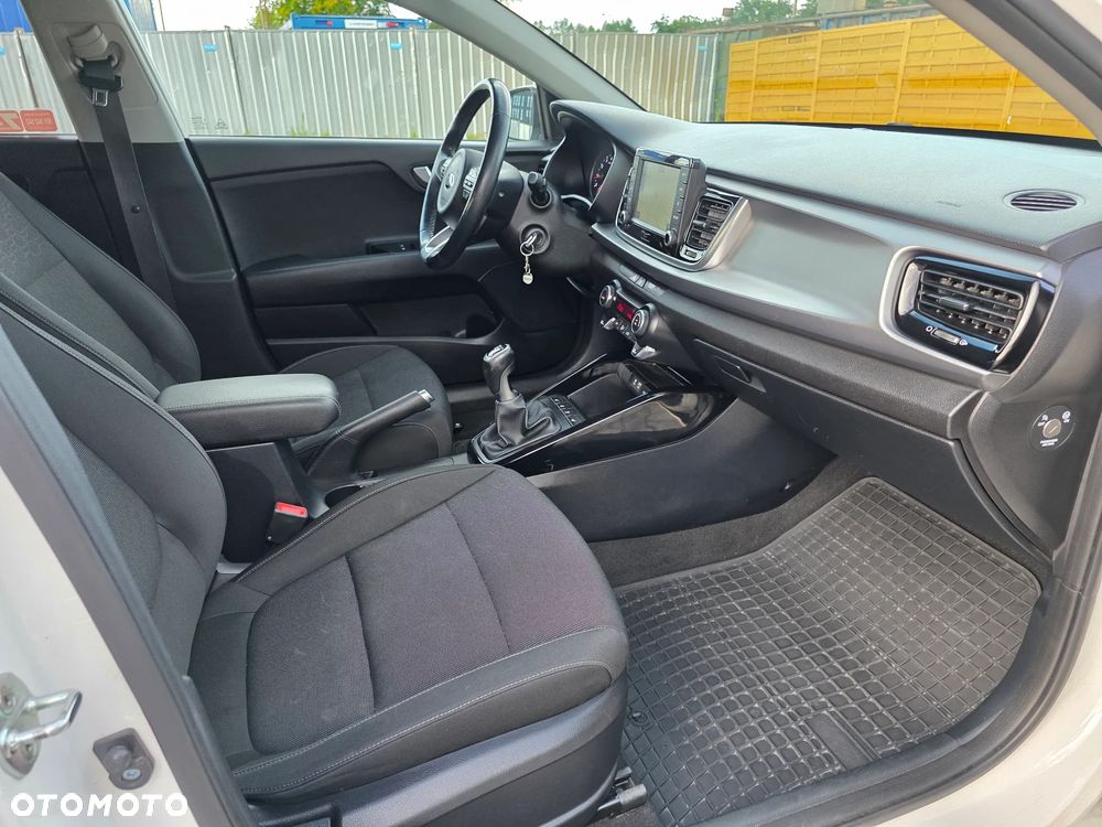 Kia Rio 1.4 L - 27