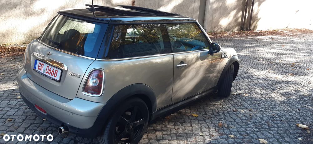 MINI ONE Baker Street - 9