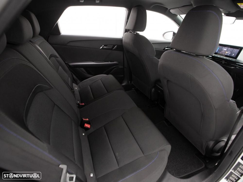 MG MG4 64 kWh Comfort - 11