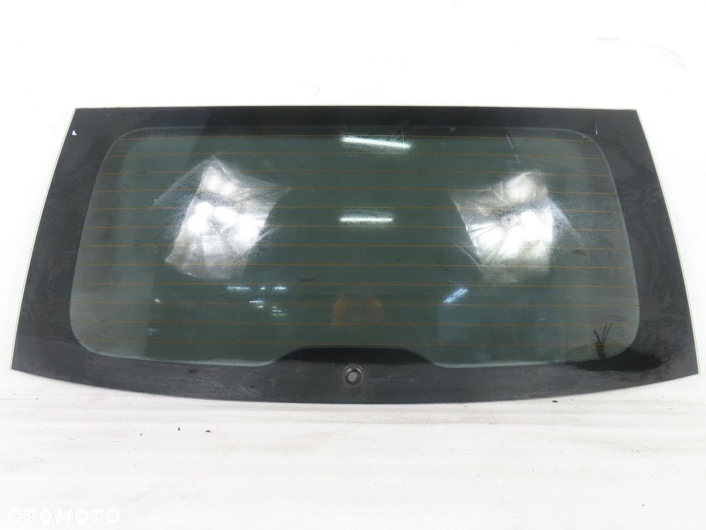 SZYBA TYLNA FIAT GRANDE PUNTO - 1