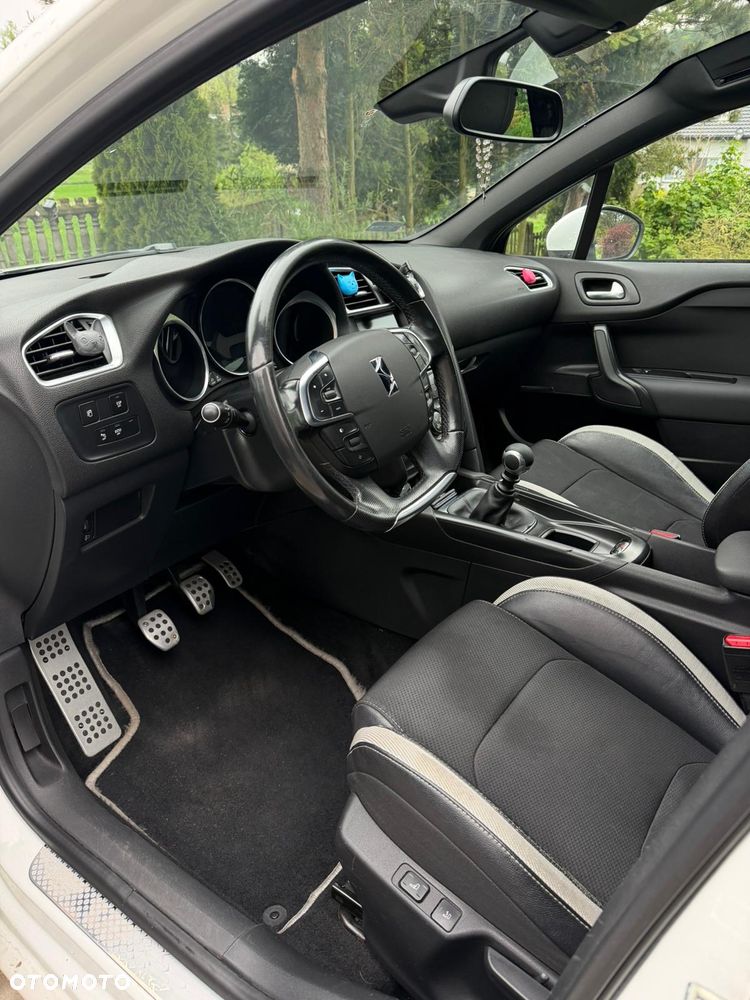 Citroën DS4 1.6 HDi Chic - 7