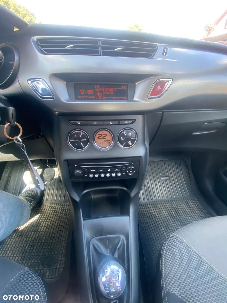 Citroën C3 1.4 HDi First - 14