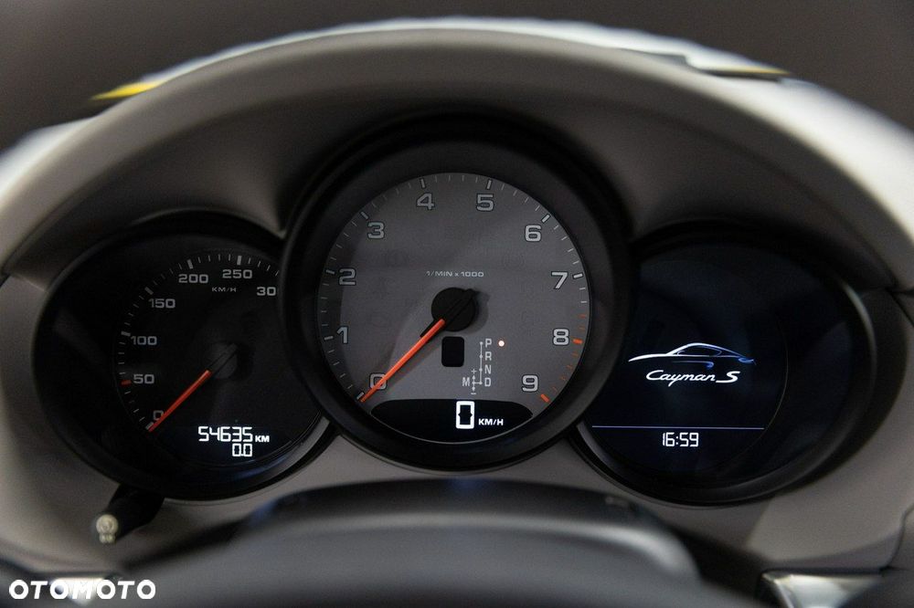 Porsche Cayman S PDK - 39