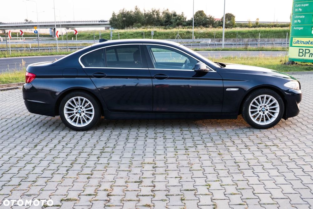 BMW Seria 5 520d - 13
