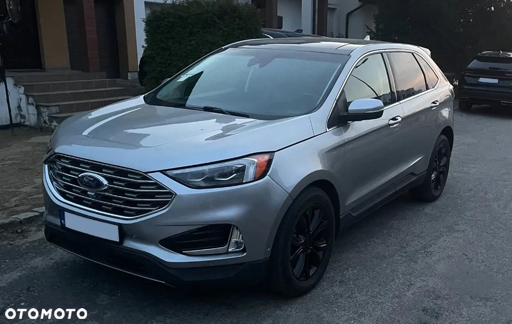Ford Edge - 1