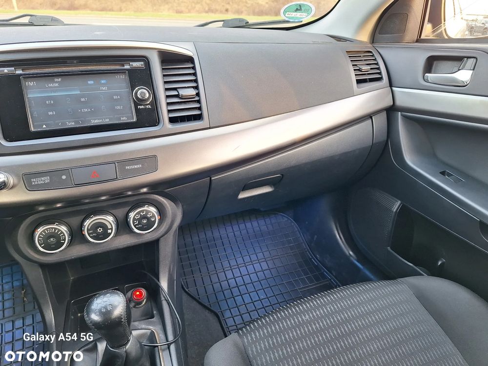 Mitsubishi Lancer 1.6 - 26
