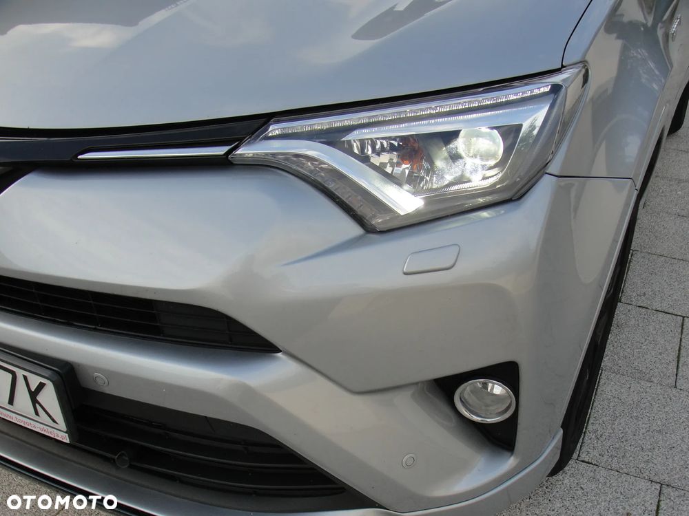 Toyota RAV4 Hybrid Selection 4x4 - 25