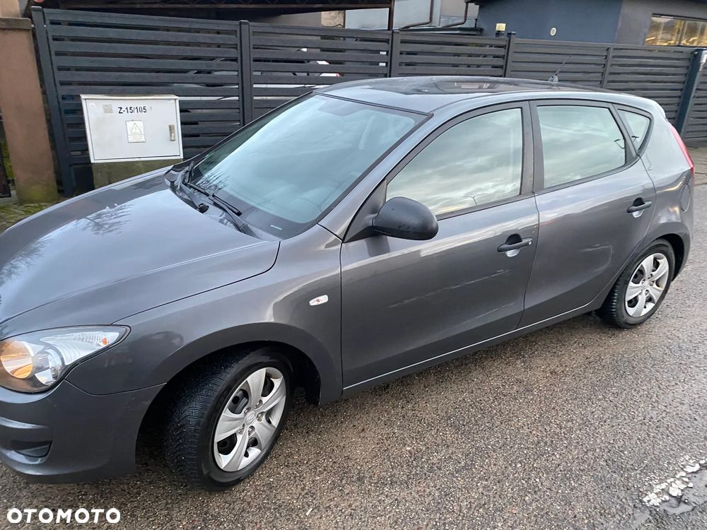 Hyundai i30 1.4 Base - 11