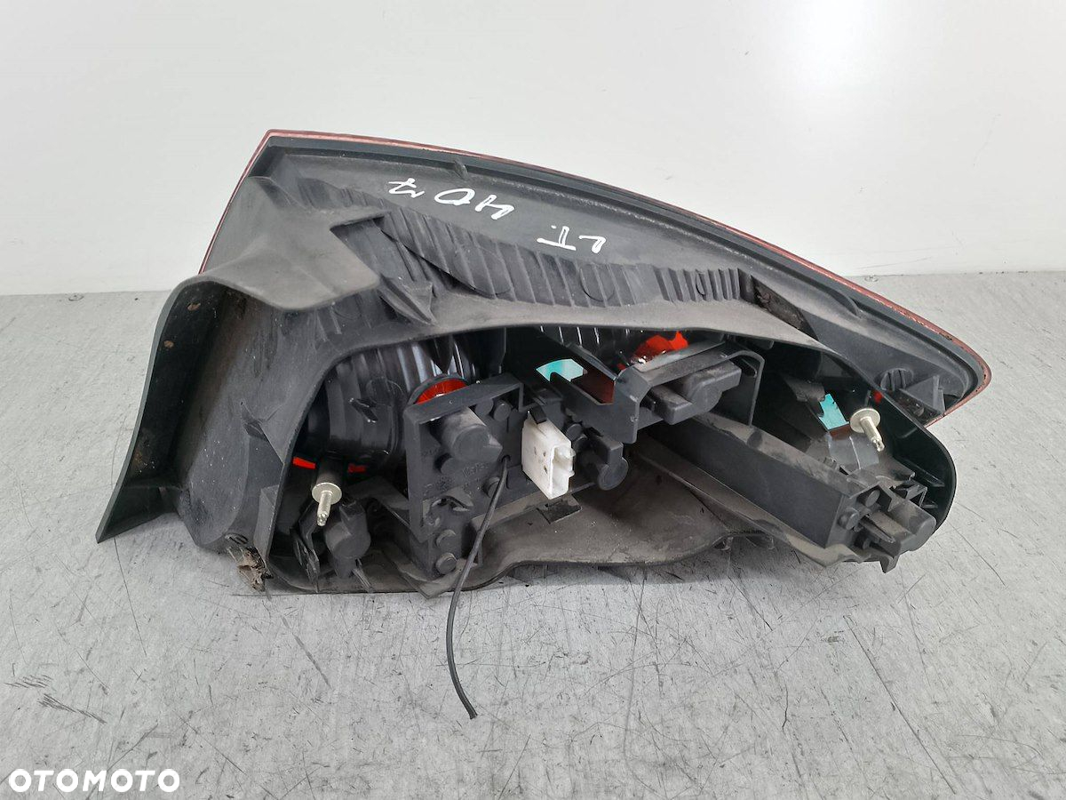 LAMPA TYLNA LEWA PEUGEOT 407 9656606380 SEDAN - 6