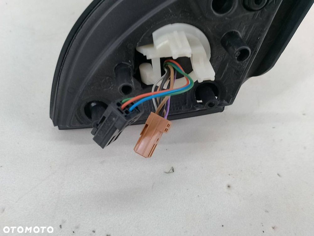 LUSTERKO PRAWE CITROEN BERLINGO II EZR - 5