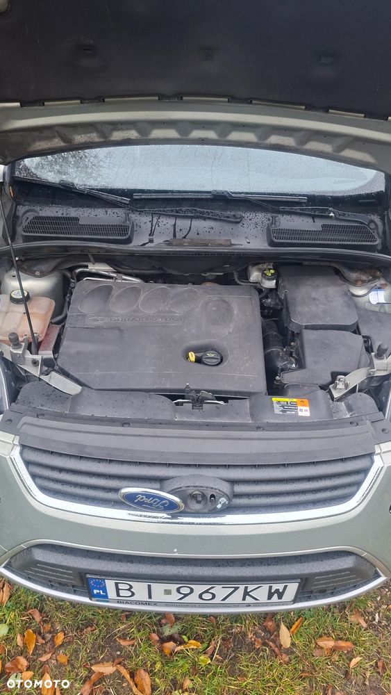 Ford Kuga - 9