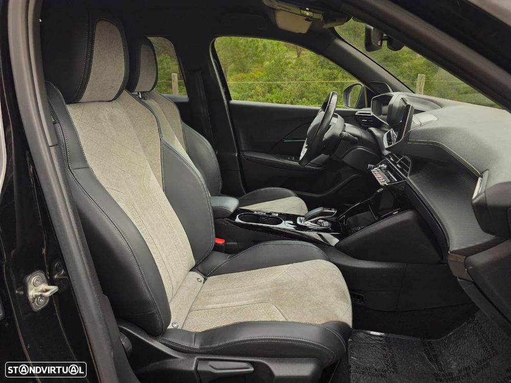 Peugeot e-2008 GT - 19