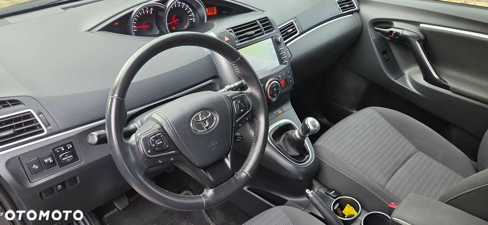 Toyota Verso 1.8 Premium EU5 7os - 20