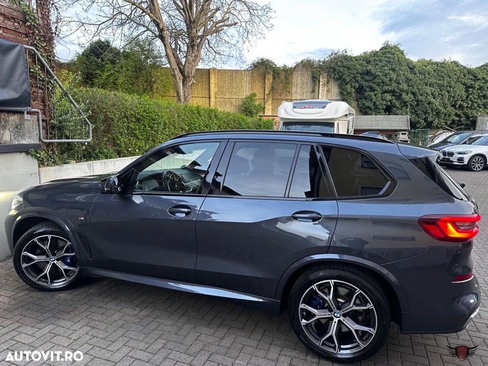 BMW X5 xDrive45e - 36
