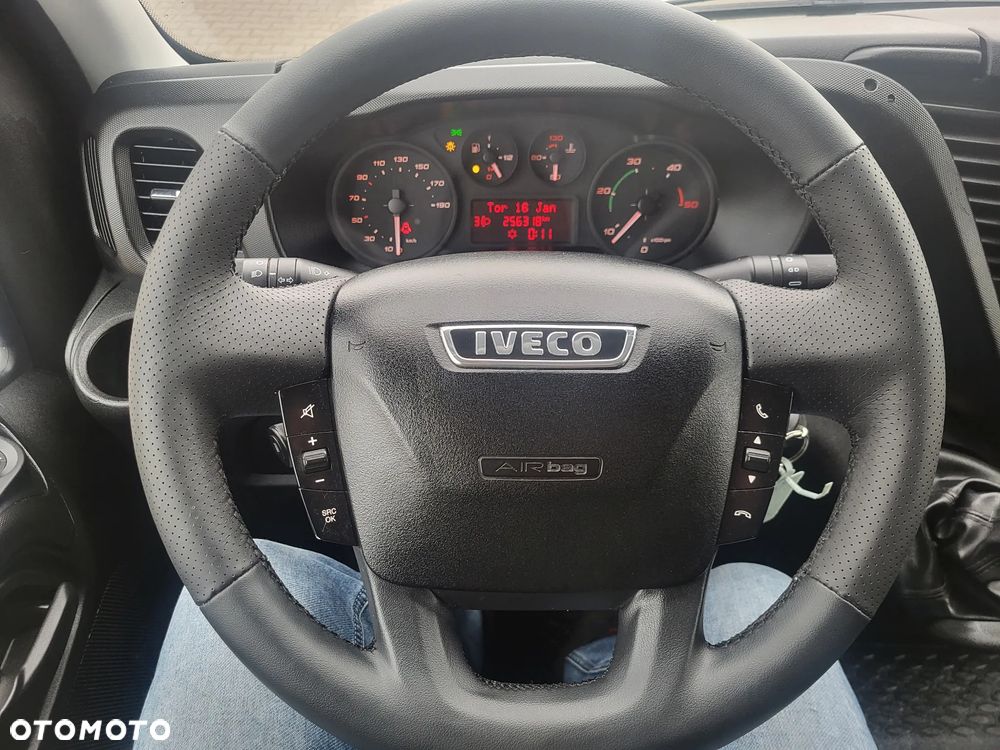 Iveco Daily - 33