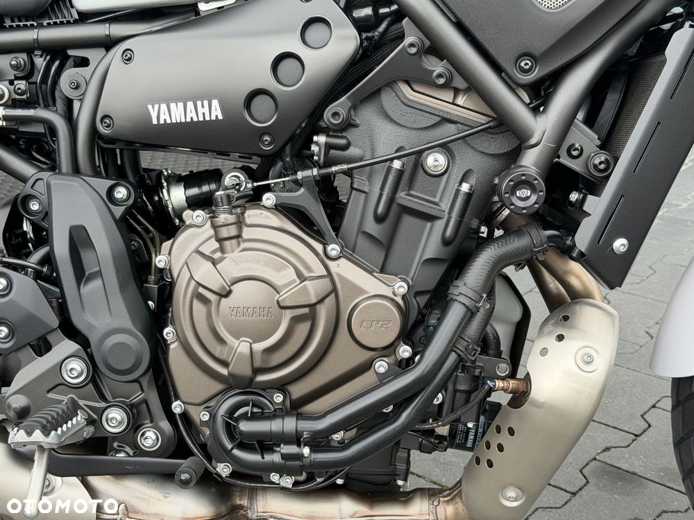 Yamaha XSR - 17