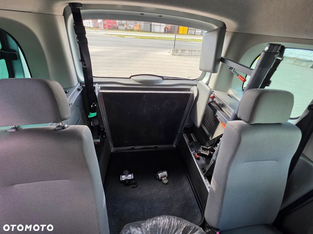 Renault Kangoo 1.6 16V Helios - 16