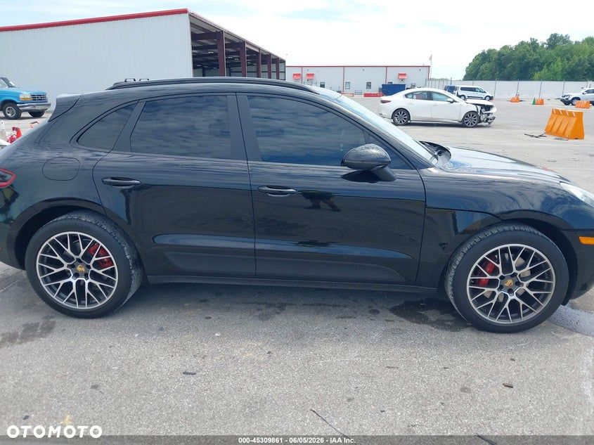 Porsche Macan - 5