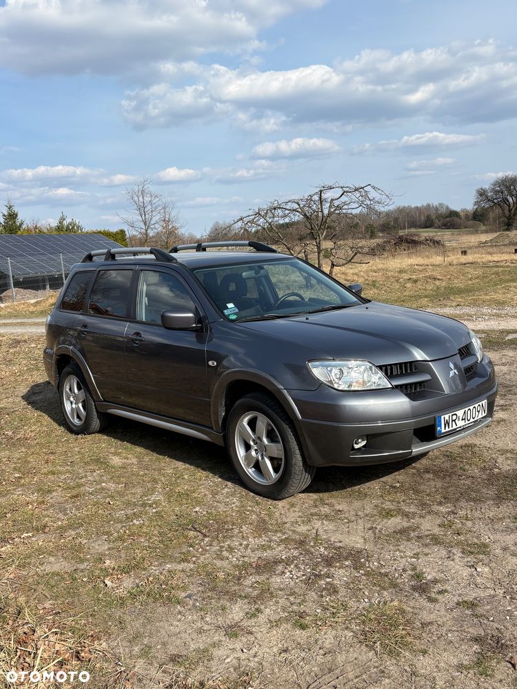 Mitsubishi Outlander 2.0 Sport 4WD - 2