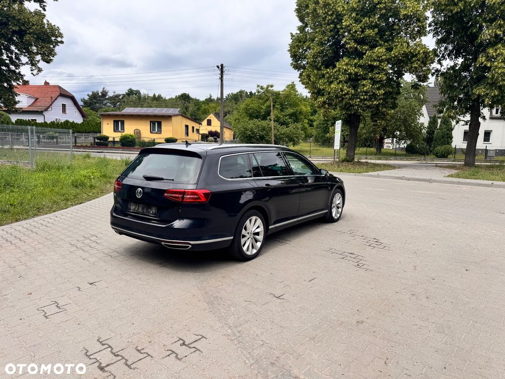 Volkswagen Passat - 3